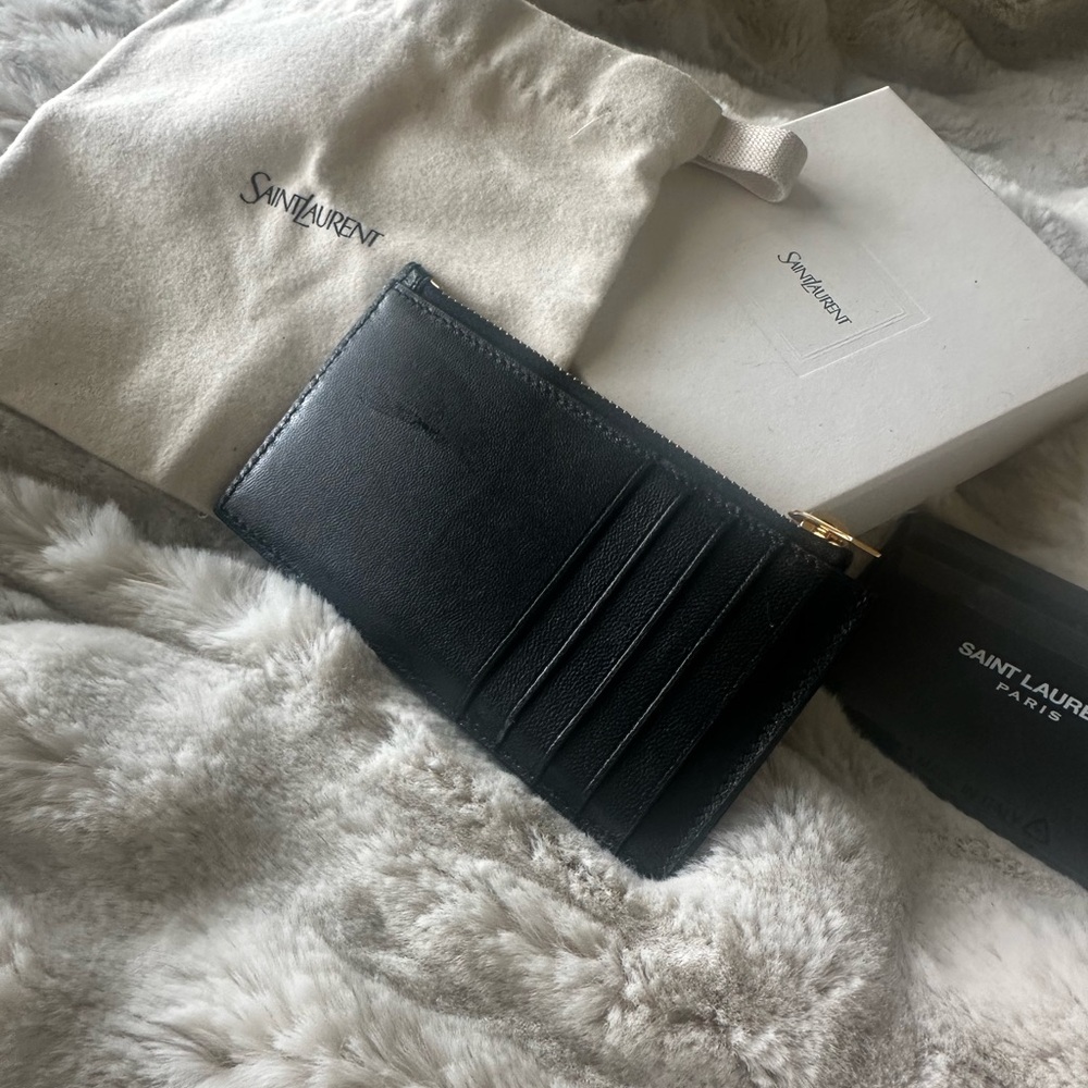Saint Laurent Black Quilted Credit Card Holder with Gold Logo Lambskin BRAND NEW - Picture 3 of 13